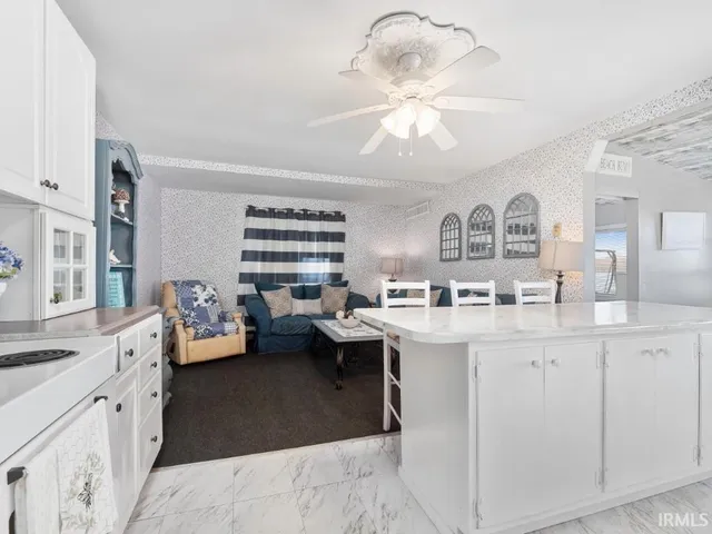 $260,000 | 7070 South 80th Street East, Wolcottville, IN 46795