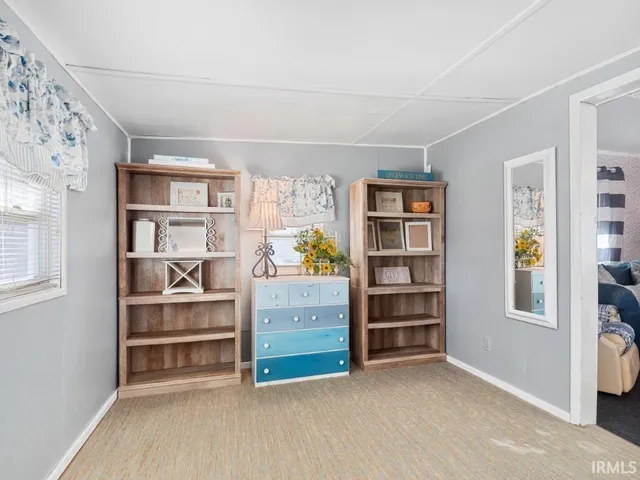 $260,000 | 7070 South 80th Street East, Wolcottville, IN 46795