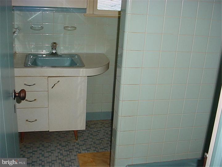 427 Swartley Road Hatfield, PA 19440 - Photo 8 of 13 Gallery Image 8