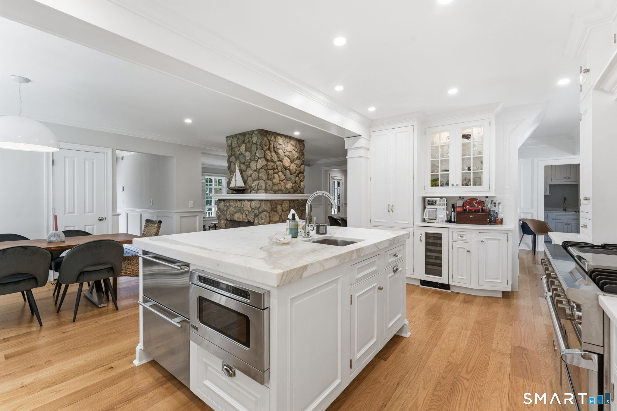 1308 Durham Road Madison, CT 06443 - Photo 14 of 39