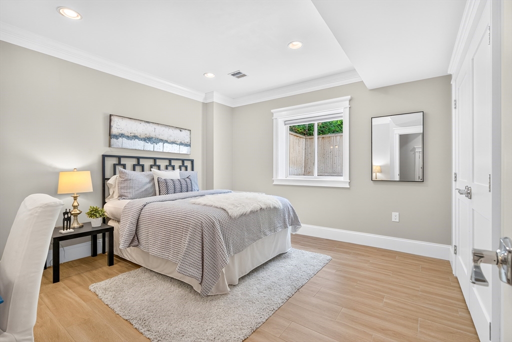 101 Sumner Road, Unit 1 Brookline, MA 02445 - Photo 25 of 38 Gallery Image 25