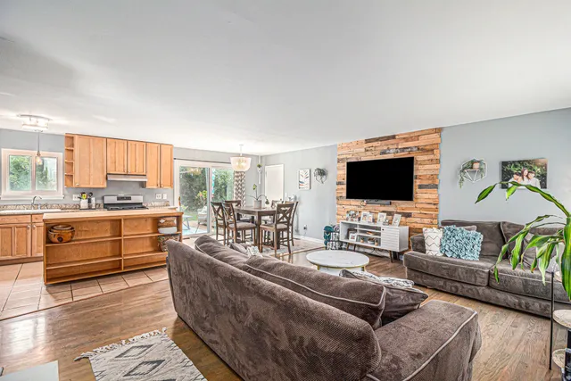 $429,900 | 916 Patricia Avenue, Ann Arbor, MI 48103