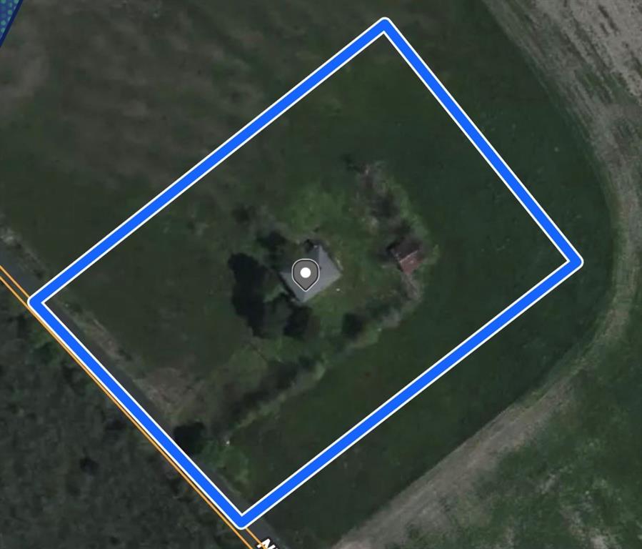 1900 Nesuda Road Ennis, TX 75119 - Photo 13 of 17 a blue bench sitting in the deck