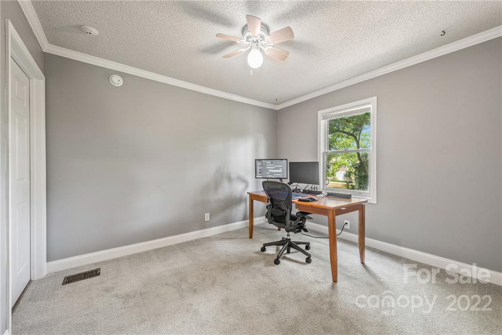 8117 Starnes Randall Road Charlotte, NC 28215 - Photo 15 of 25 Gallery Image 15