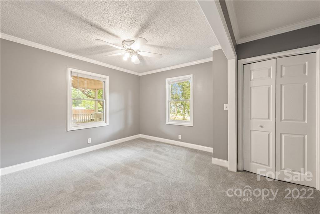 8117 Starnes Randall Road Charlotte, NC 28215 - Photo 16 of 25 Gallery Image 16
