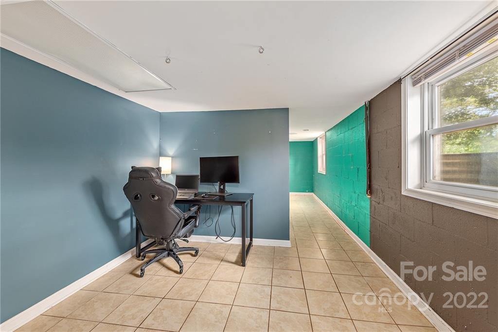 8117 Starnes Randall Road Charlotte, NC 28215 - Photo 20 of 25 Gallery Image 20