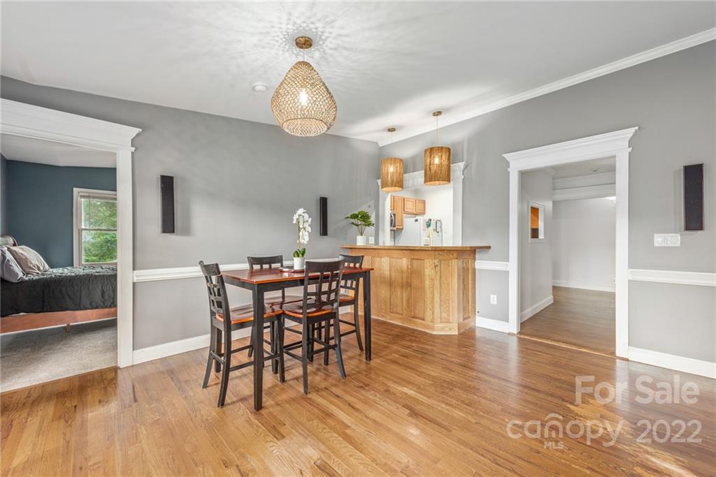 8117 Starnes Randall Road Charlotte, NC 28215 - Photo 5 of 25 Gallery Image 5