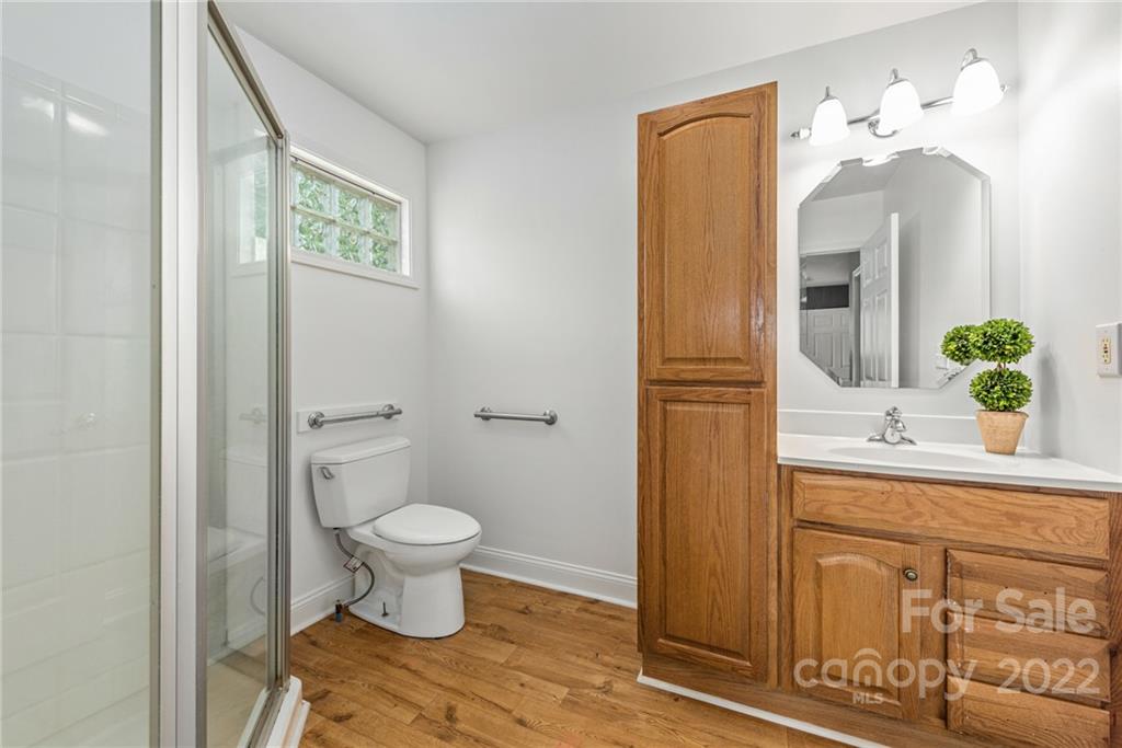 8117 Starnes Randall Road Charlotte, NC 28215 - Photo 10 of 25 Gallery Image 10