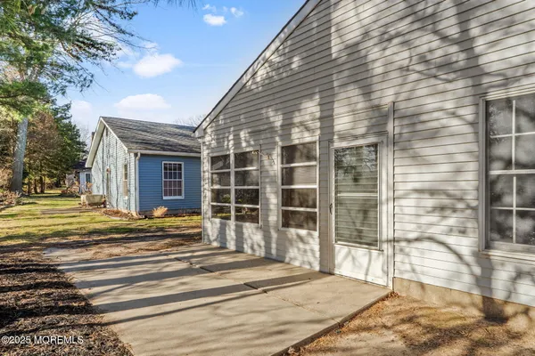 $470,000 | 1493 Forelle Lane, Toms River, NJ 08755