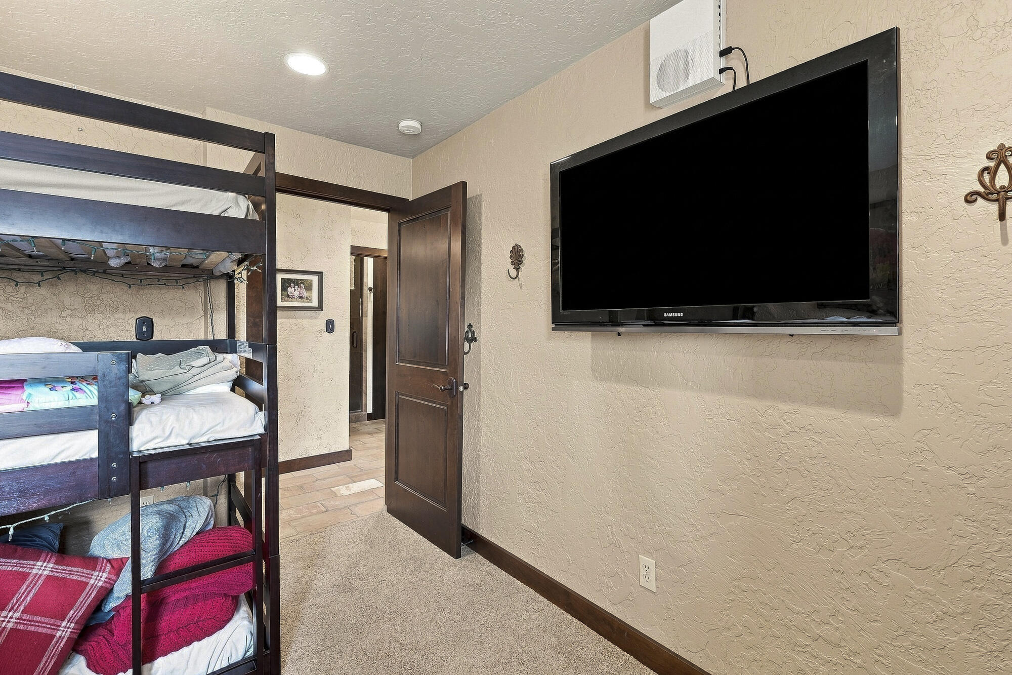 407 South Vasels Road, Unit 31 Brian Head, UT 84719 - Photo 21 of 26 Giant Steps #31-30