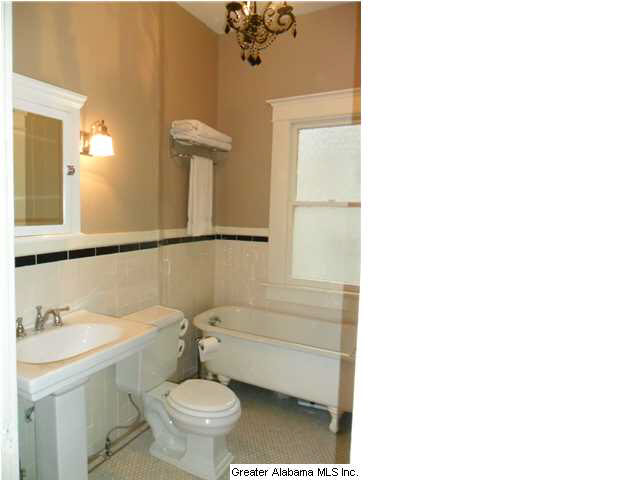 4340 Cliff Road Birmingham, AL 35222 - Photo 6 of 11