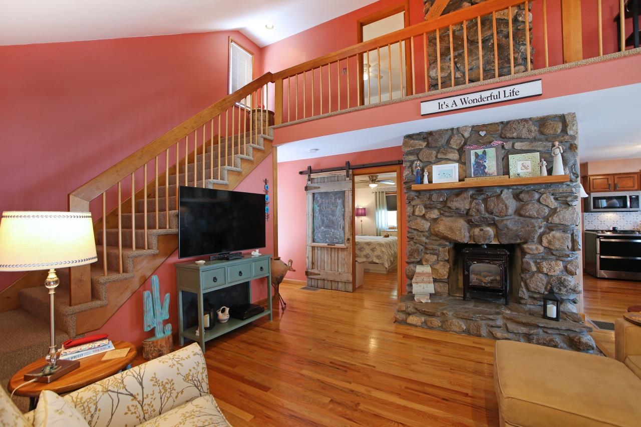 1 Grandview Avenue Derry, NH 03038 - Photo 29 of 60
