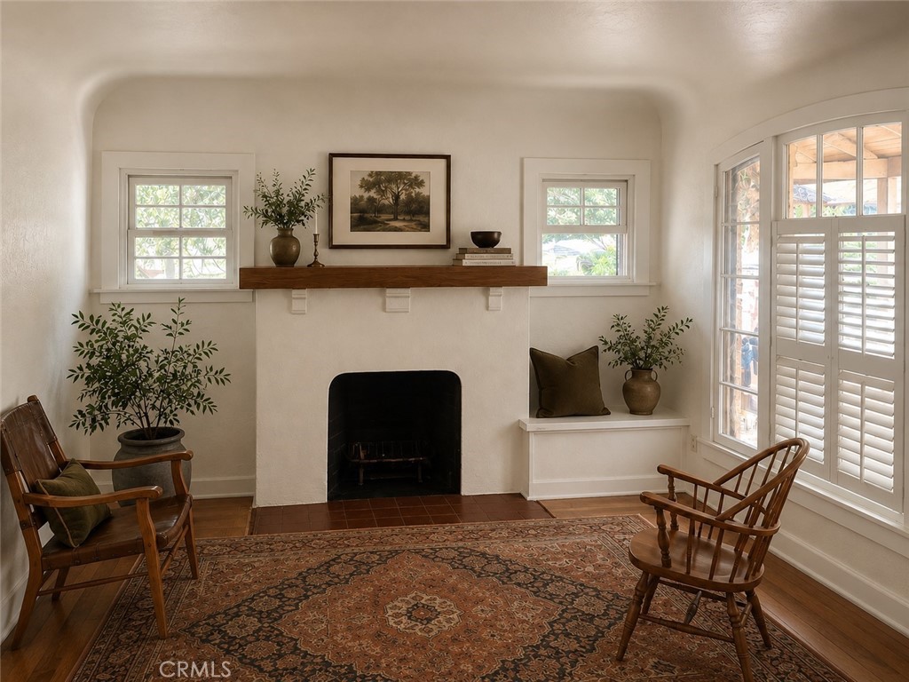 3045 Cedar Street Riverside, CA 92501 - Photo 2 of 10 AI placed furniture front room