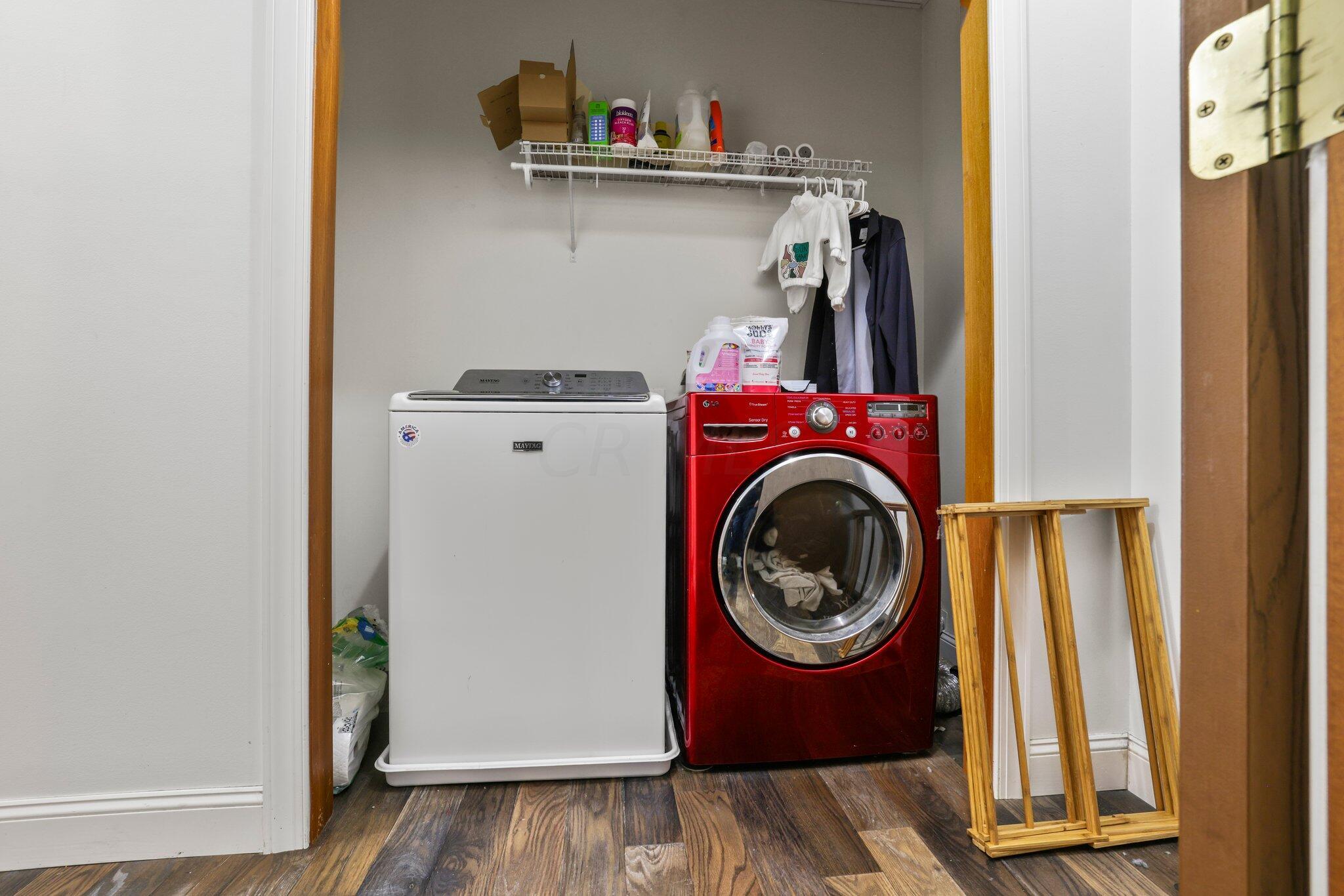 5137 Pleasant Chapel Road Southeast Newark, OH 43056 - Photo 20 of 77 1st floor laundry