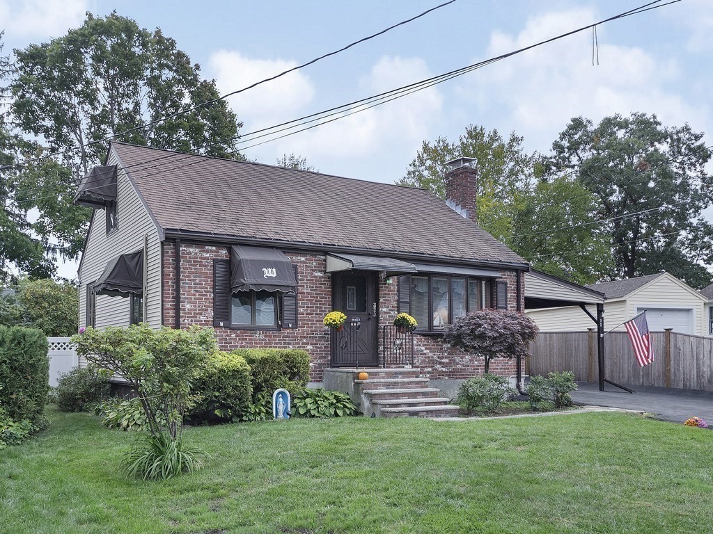 94 Hawthorne Road Waltham, MA 02451 - Photo 1 of 32 Gallery Image 1