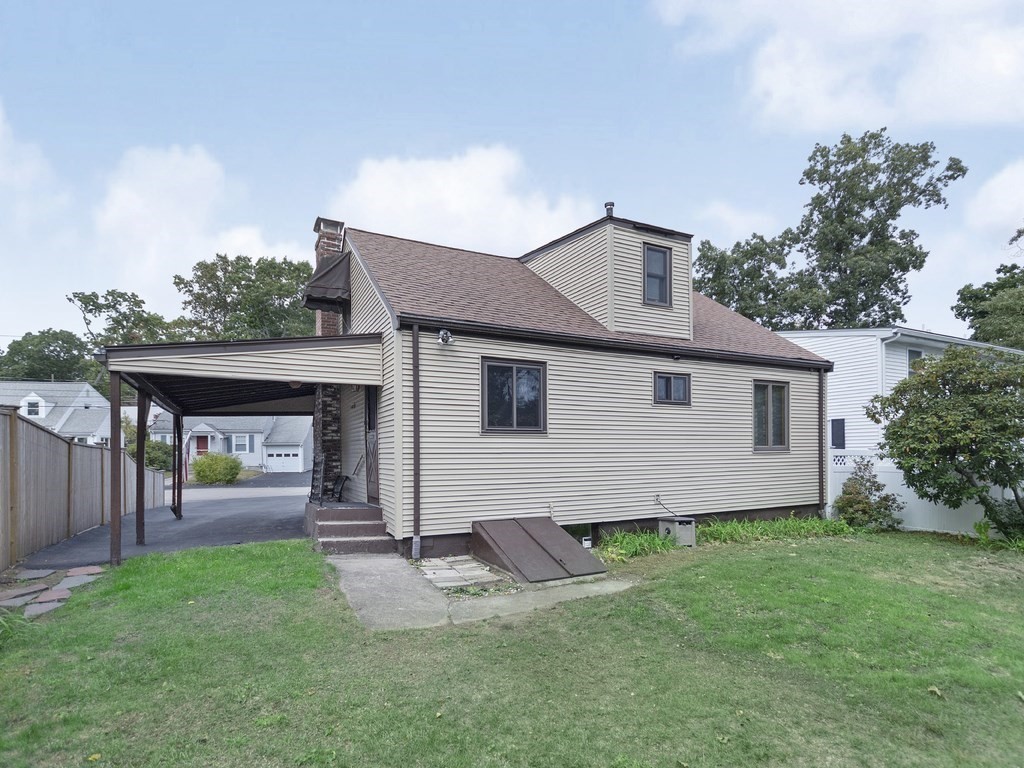 94 Hawthorne Road Waltham, MA 02451 - Photo 26 of 32 Gallery Image 26