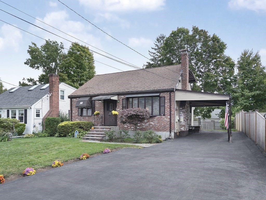94 Hawthorne Road Waltham, MA 02451 - Photo 28 of 32 Gallery Image 28