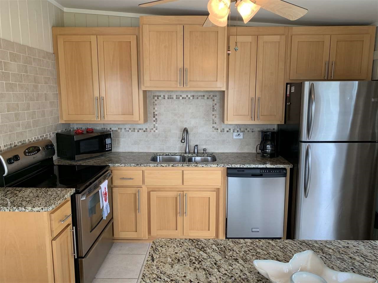 3792 Jubilee Point Road Orange Beach, AL 36561 - Photo 12 of 49 Kitchen