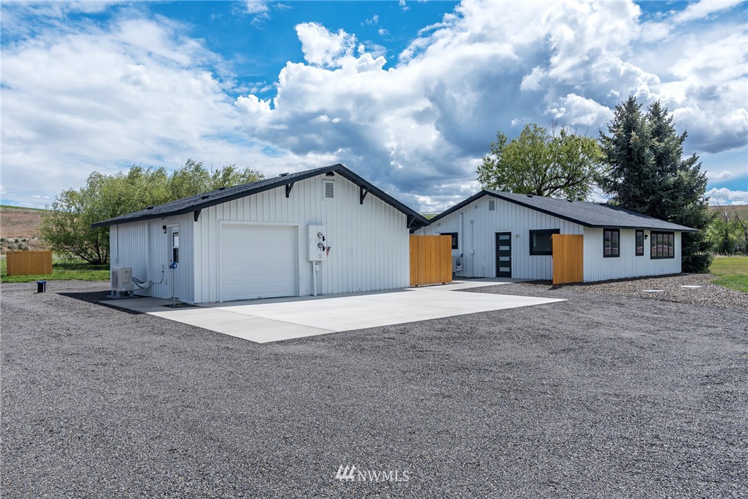 6550 Number 6 Road Ellensburg, WA 98926 - Photo 1 of 31 Gallery Image 1