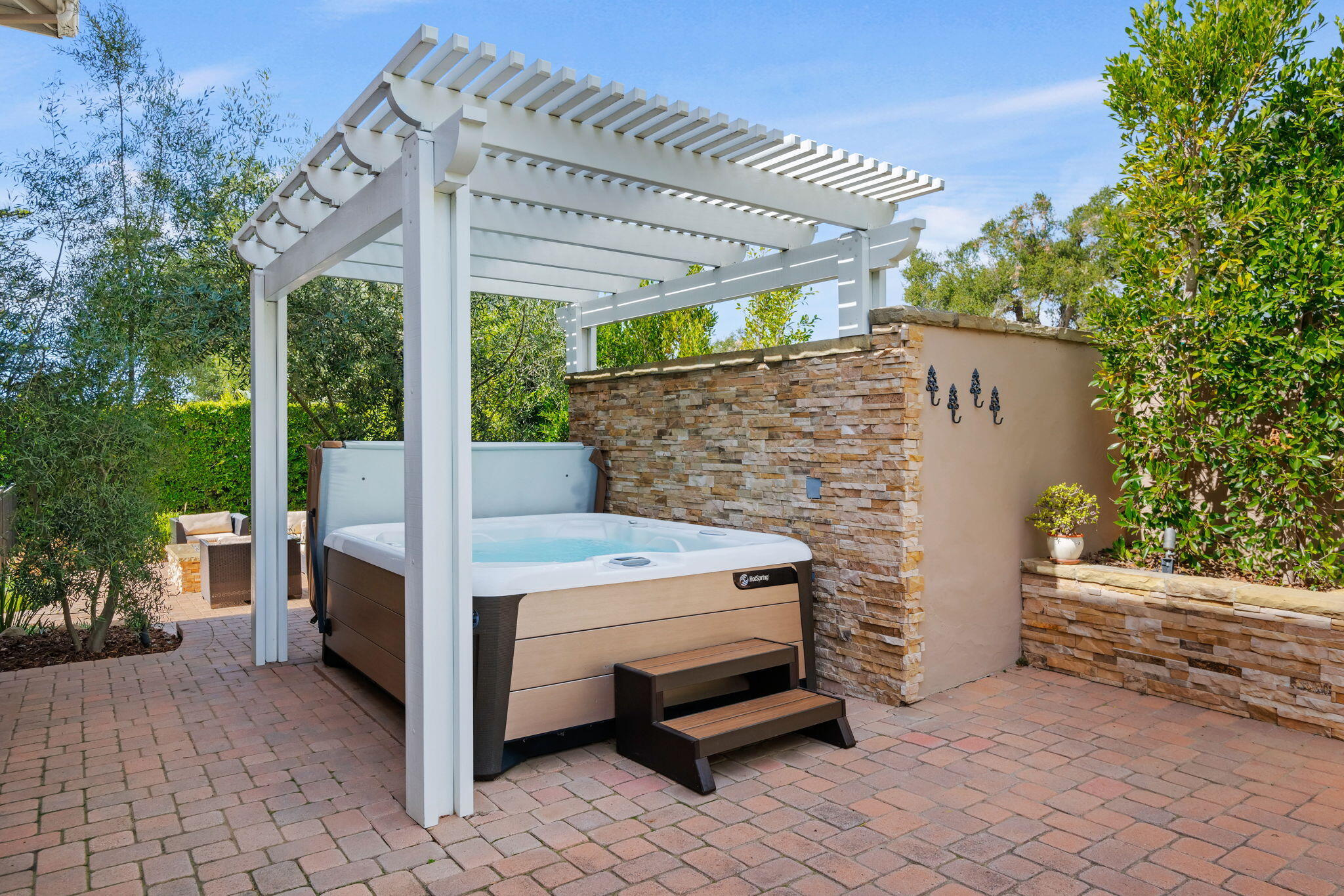 3956 Foothill Road Santa Barbara, CA 93110 - Photo 33 of 57 22 - Hot Tub