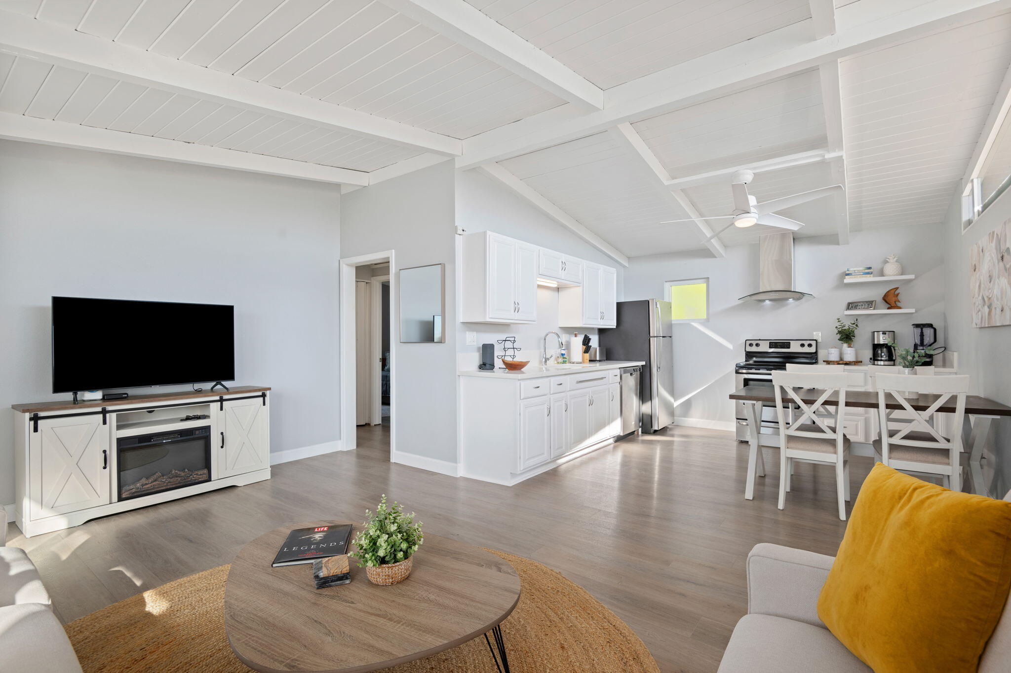 3956 Foothill Road Santa Barbara, CA 93110 - Photo 43 of 57 GH - Living Room