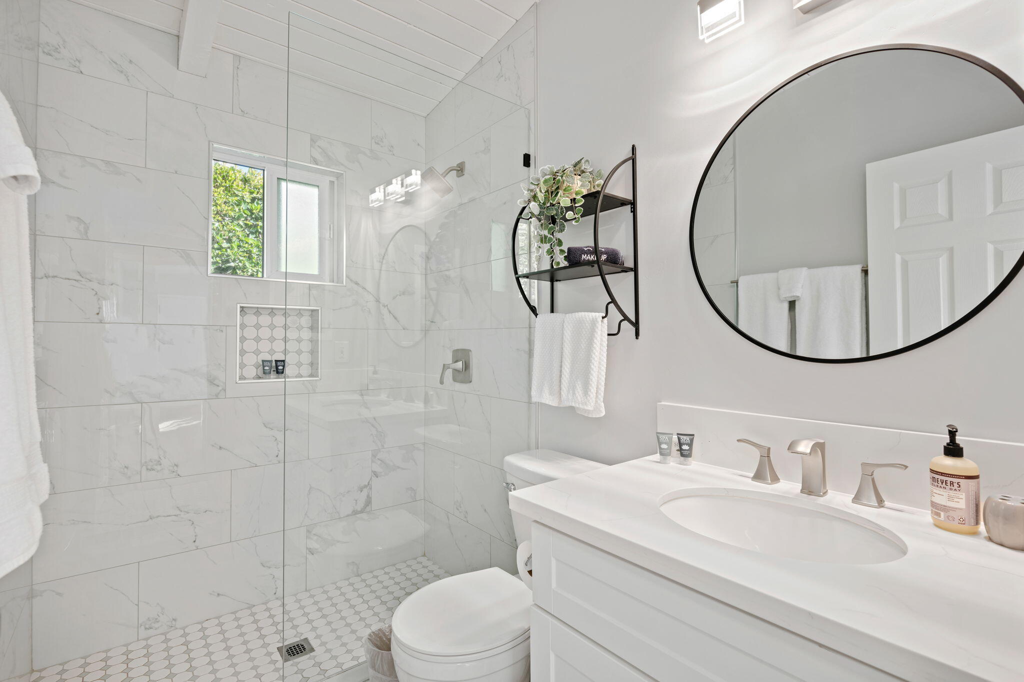 3956 Foothill Road Santa Barbara, CA 93110 - Photo 49 of 57 GH - Bathroom