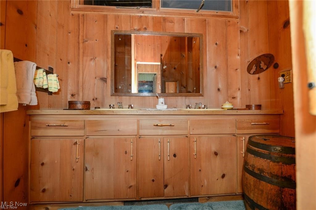9661 Stone Road Litchfield, OH 44253 - Photo 17 of 28 Gallery Image 17
