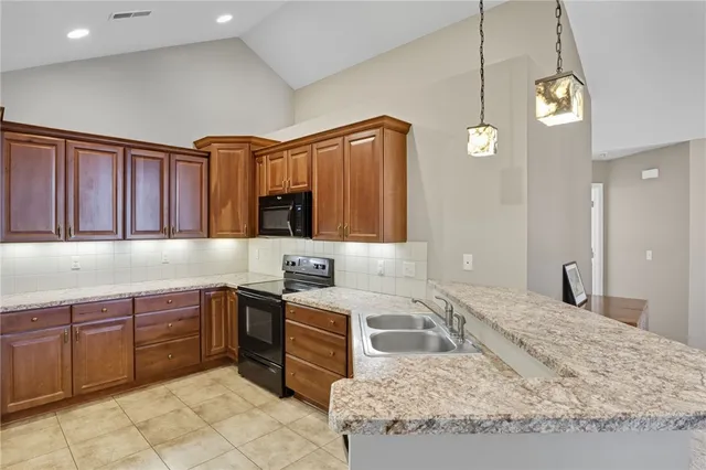 $469,900 | 291 Maryview Drive, Penfield, NY 14580