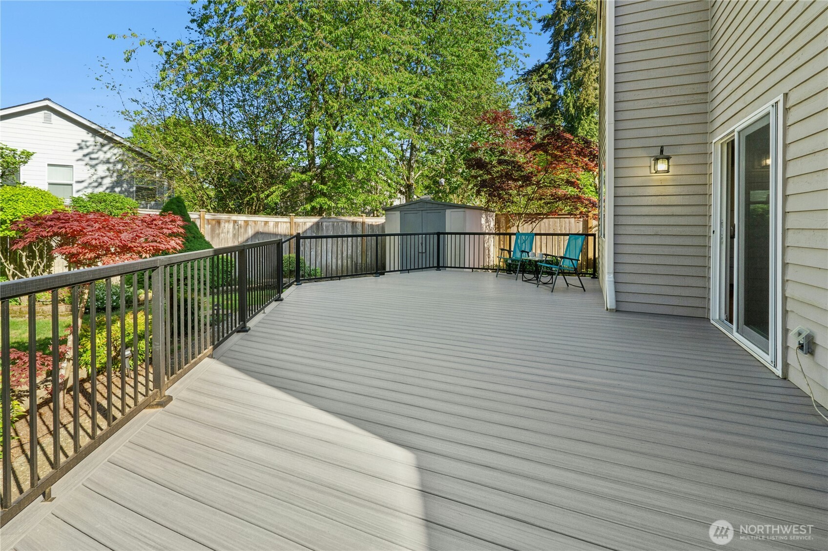 12818 Northeast 203rd Place Bothell, WA 98011 - Photo 25 of 36 a view of balcony and deck