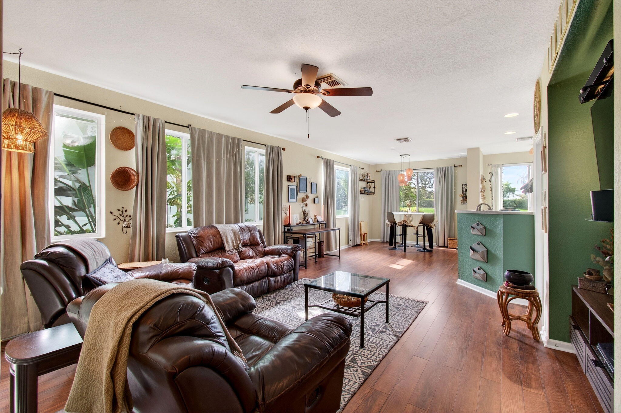 3167 Laurel Ridge Circle Riviera Beach, FL 33404 - Photo 9 of 94 16-web-or-mls-DSC_3218
