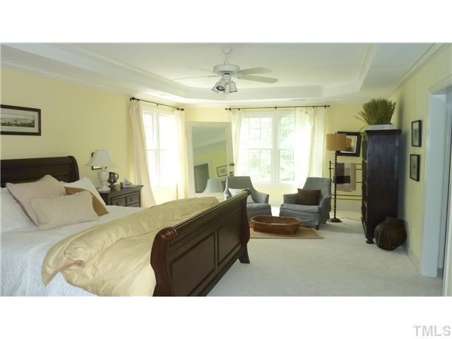 5213 Azure Lane Raleigh, NC 27613 - Photo 9 of 12