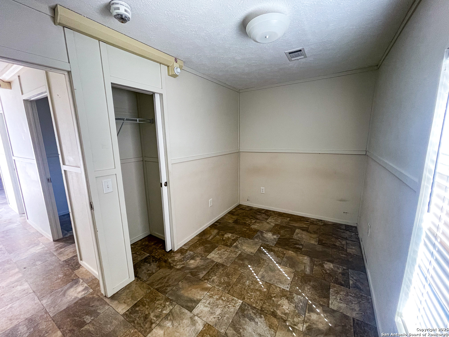 18234 Benton City Road Von Ormy, TX 78073 - Photo 10 of 25 a view of a small space