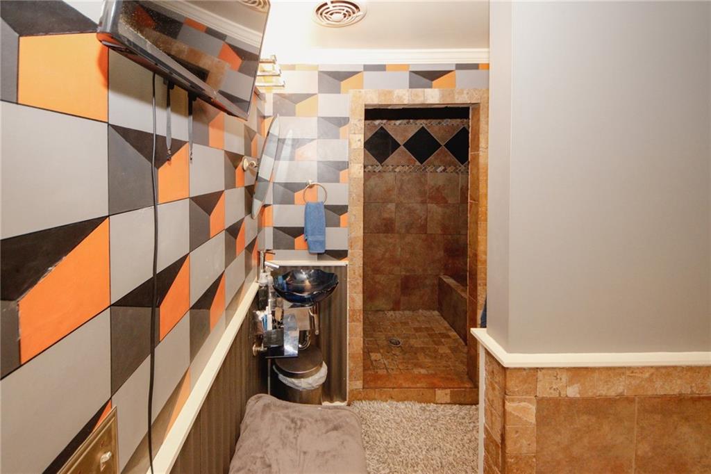 1120 Carl-Bethlehem Road Winder, GA 30680 - Photo 34 of 57 a view of walk in closet