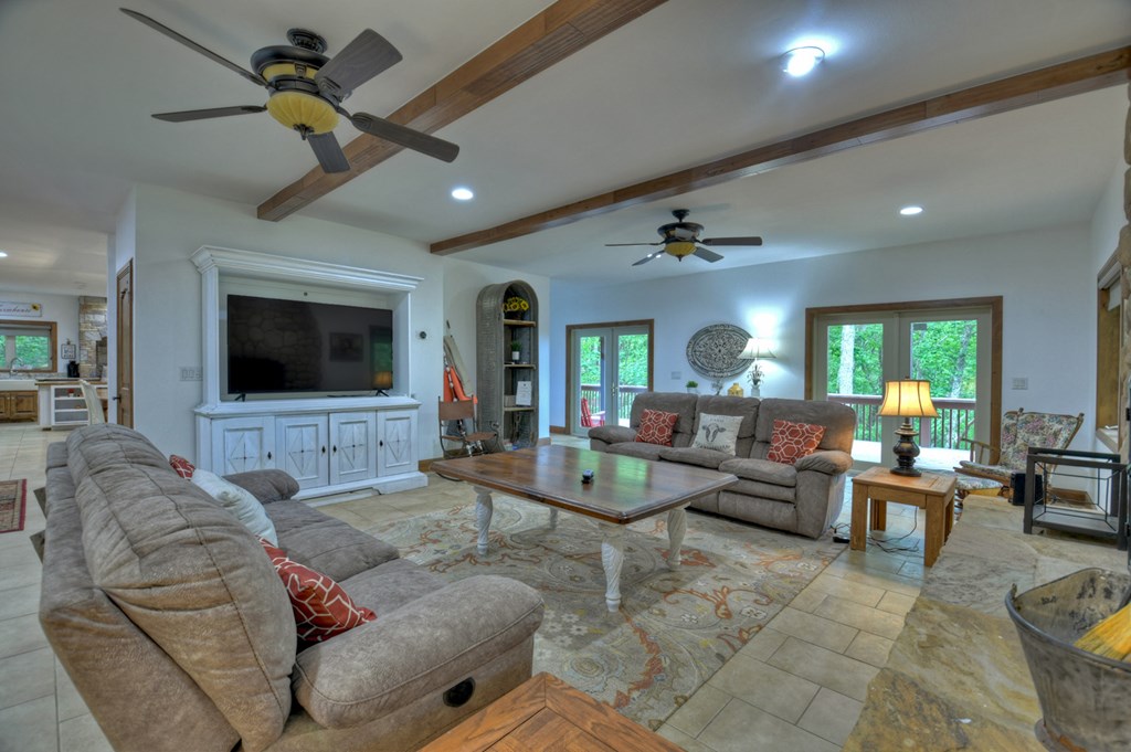 300 Forest Drive Morganton, GA 30560 - Photo 15 of 73 Spacious Living Room
