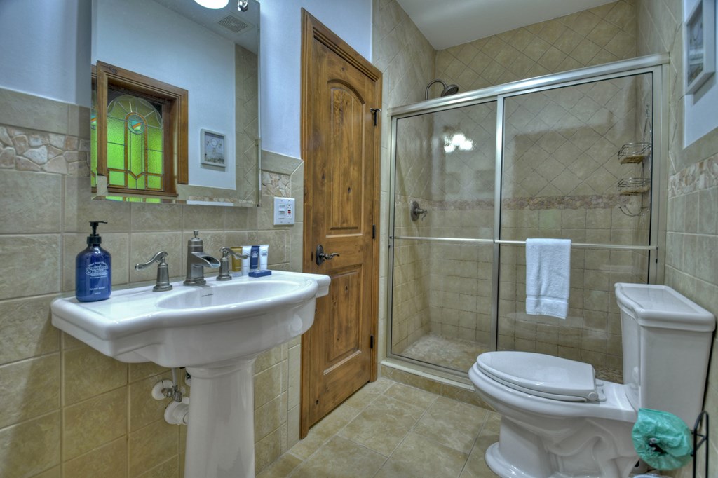 300 Forest Drive Morganton, GA 30560 - Photo 27 of 73 Main Level Bath w/Tons of Tile