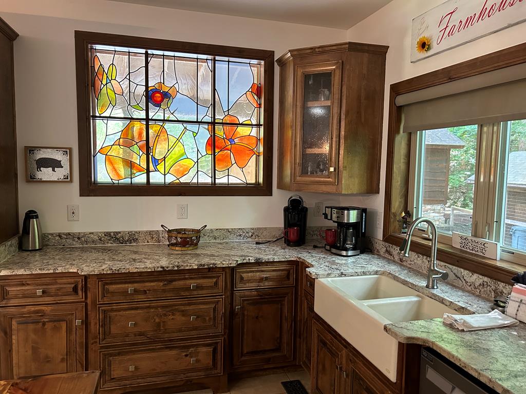 300 Forest Drive Morganton, GA 30560 - Photo 52 of 73 Fixed Stained Glass in Kitchen