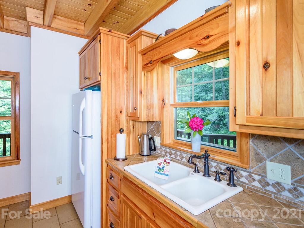 3790 East Fork Road Marshall, NC 28753 - Photo 20 of 45 Gallery Image 20