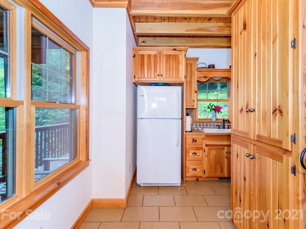 3790 East Fork Road Marshall, NC 28753 - Photo 21 of 45 Gallery Image 21