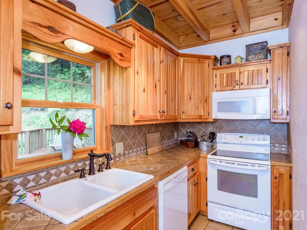 3790 East Fork Road Marshall, NC 28753 - Photo 22 of 45 Gallery Image 22