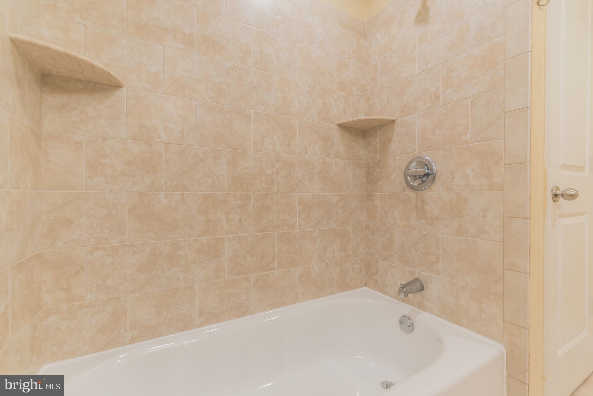 2525 Federal Street Philadelphia, PA 19146 - Photo 14 of 29