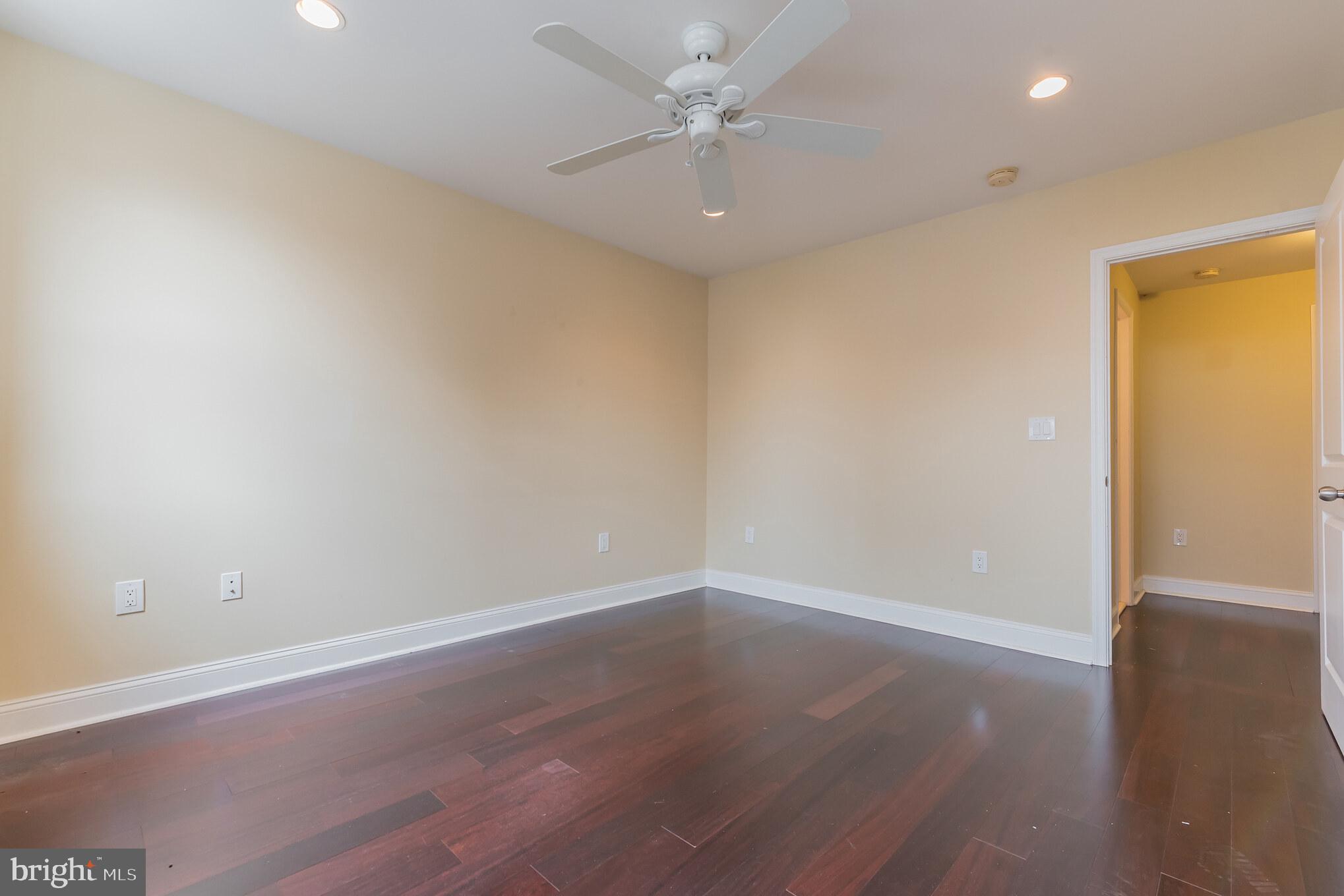 2525 Federal Street Philadelphia, PA 19146 - Photo 23 of 29