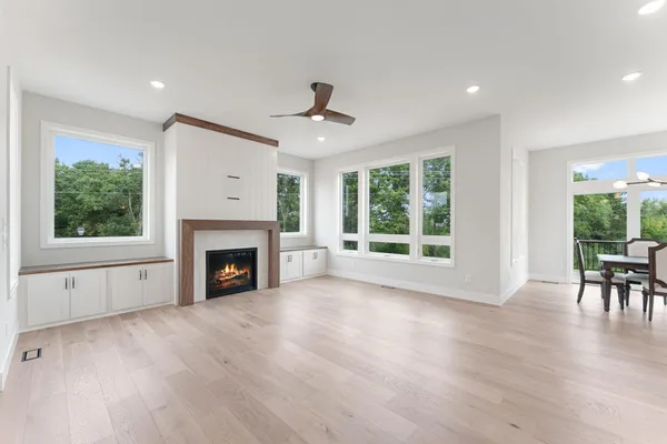 $1,195,000 | 4950 Parkside Circle, Eagan, MN 55123