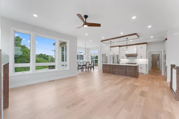 $1,195,000 | 4950 Parkside Circle, Eagan, MN 55123