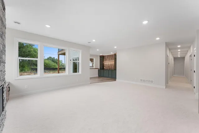 $1,195,000 | 4950 Parkside Circle, Eagan, MN 55123