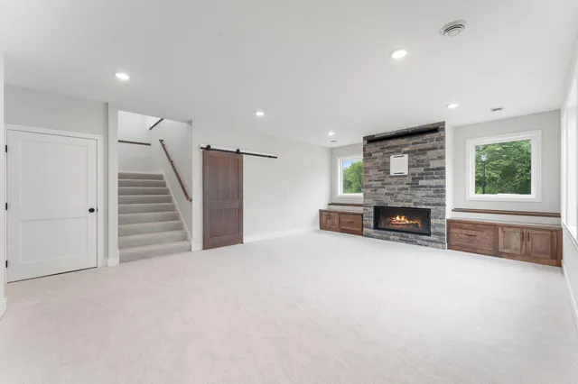 $1,195,000 | 4950 Parkside Circle, Eagan, MN 55123