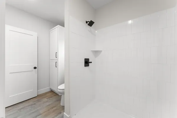 $1,195,000 | 4950 Parkside Circle, Eagan, MN 55123