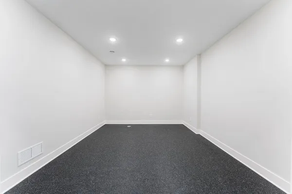 $1,195,000 | 4950 Parkside Circle, Eagan, MN 55123