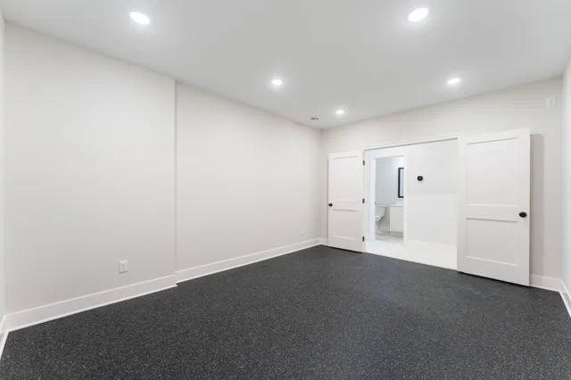 $1,195,000 | 4950 Parkside Circle, Eagan, MN 55123