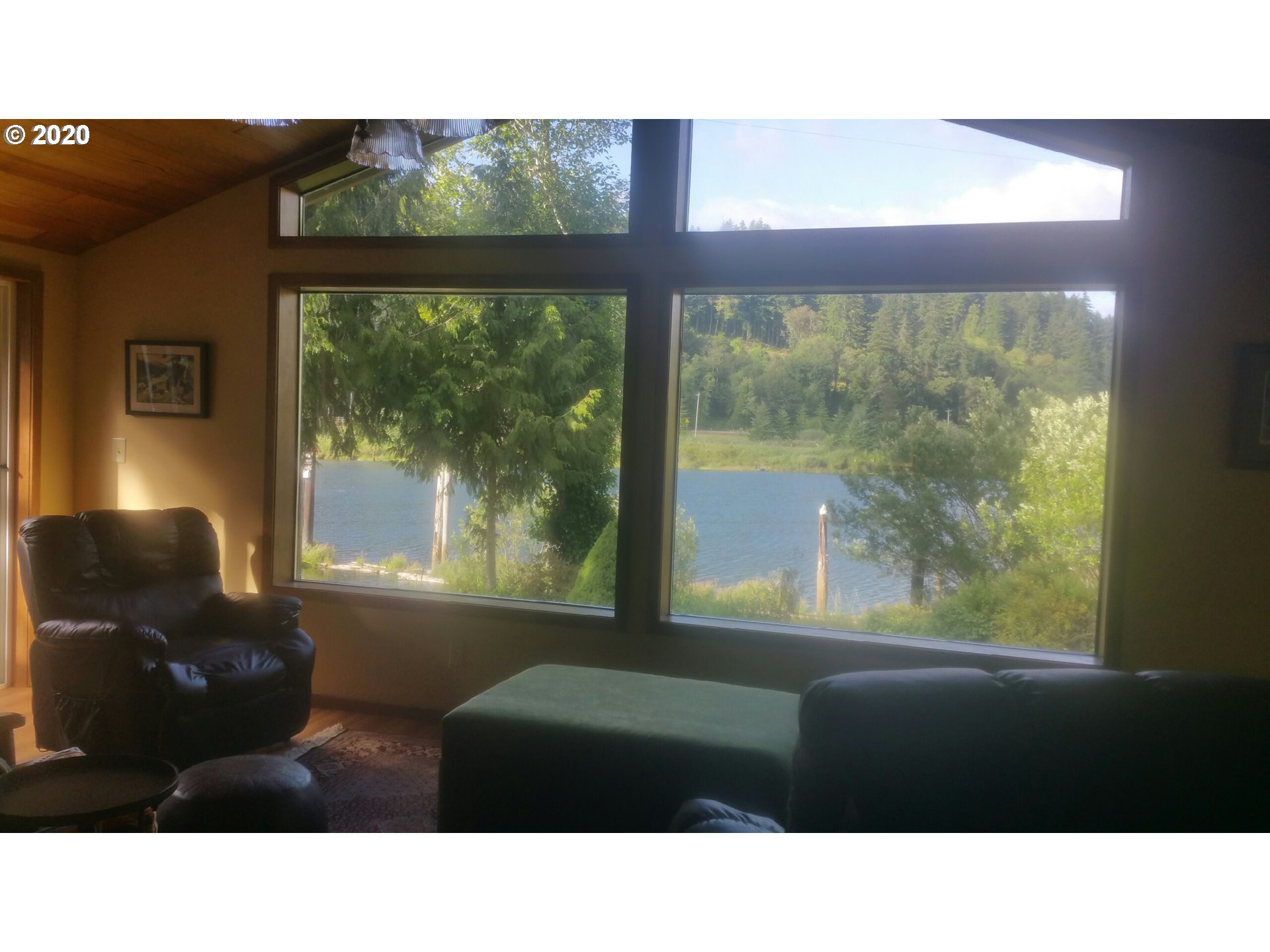 9539 Bernhardt Creek Road Mapleton, OR 97453 - Photo 7 of 16 Gallery Image 7