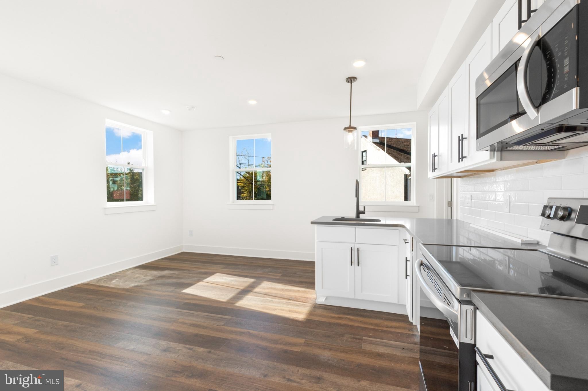 7037 Ridge Avenue, Unit 202 Philadelphia, PA 19128 - Photo 2 of 19 Gallery Image 2